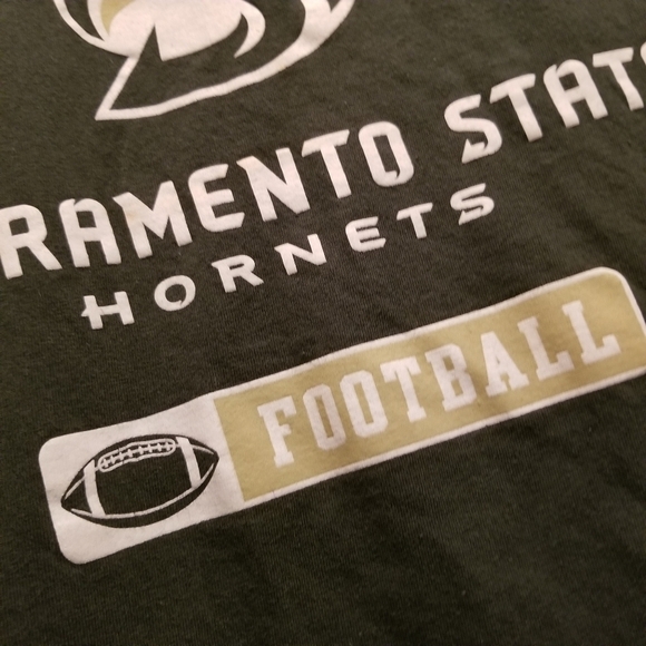 Champion Green short sleeve Sacramento State Football shirt Size Adult Small - Picture 8 of 8